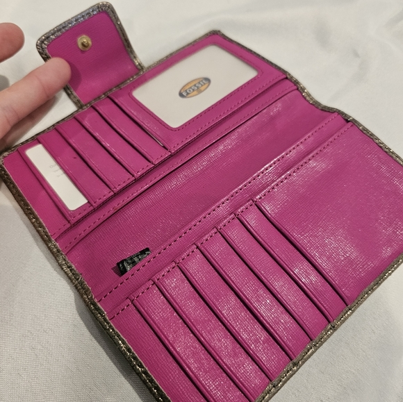 Fossil Wallet - Picture 3 of 3